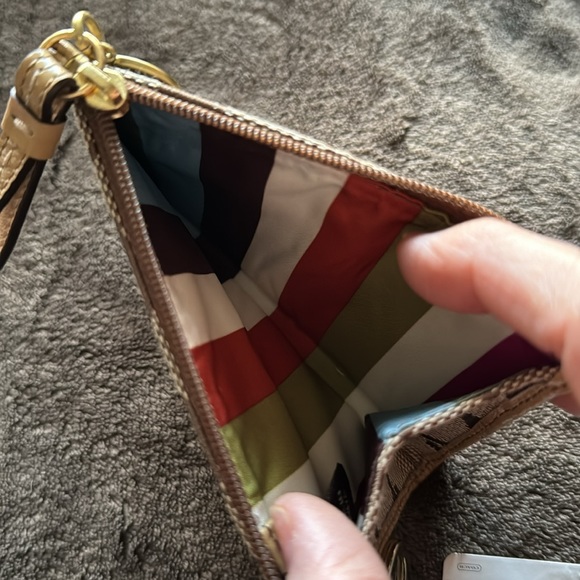 Coach keychain coin purse. Never used - Picture 3 of 3